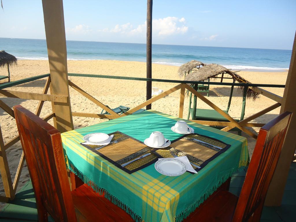 Whitepearl Beach Hikkaduwa Exterior photo