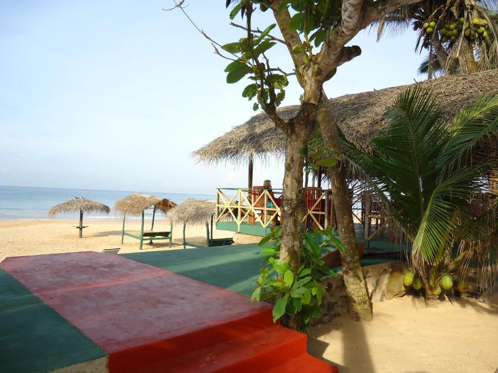 Whitepearl Beach Hikkaduwa Exterior photo