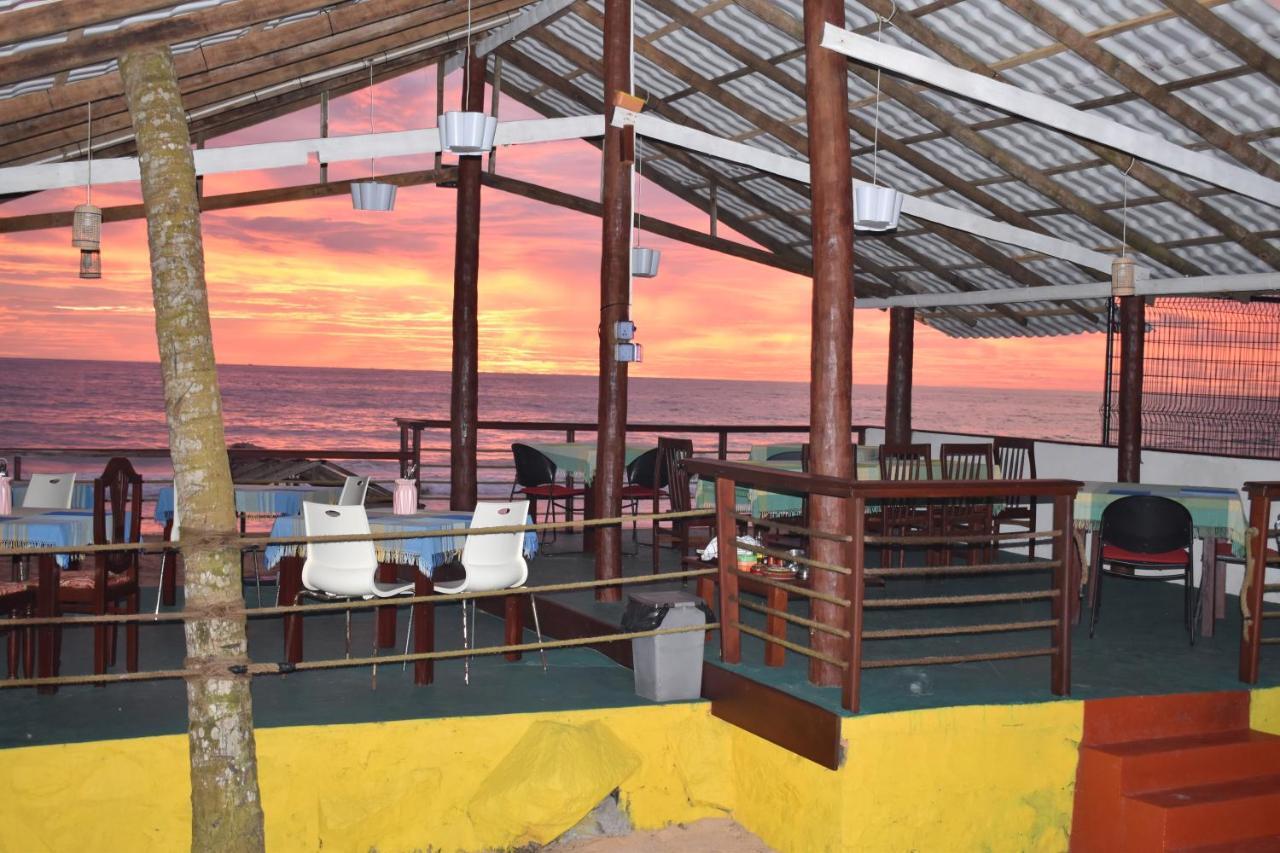 Whitepearl Beach Hikkaduwa Exterior photo